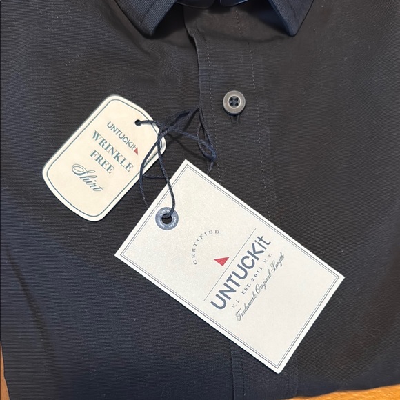 UNTUCKit Black Stone Shirt relaxed fit 100% cotton - Picture 2 of 4